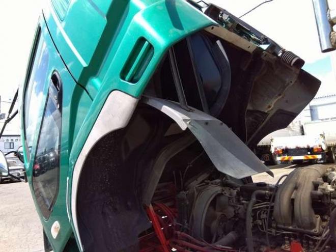 ファイター深ダンプ　KK-FK61HH 新明和工業　 2WD 8200