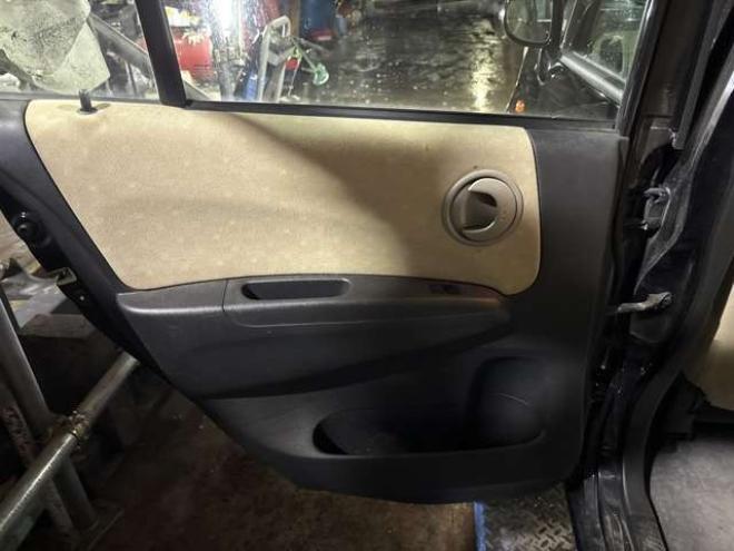 ライフC トピック 4WD　検8年10月・市内コ・ミ・コ・ミ 660