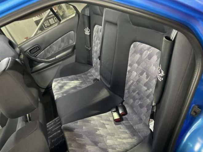 スカイライン2.5 25GT FOUR 4WD　5MT!4WD!検8年12月!市内コ・ミ・コ・ミ 2500