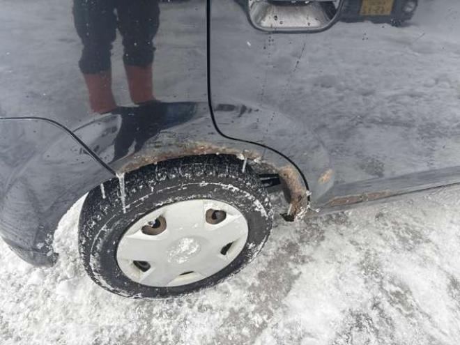 eKワゴンM 4WD　検8年8月・市内コ・ミ・コ・ミ 660