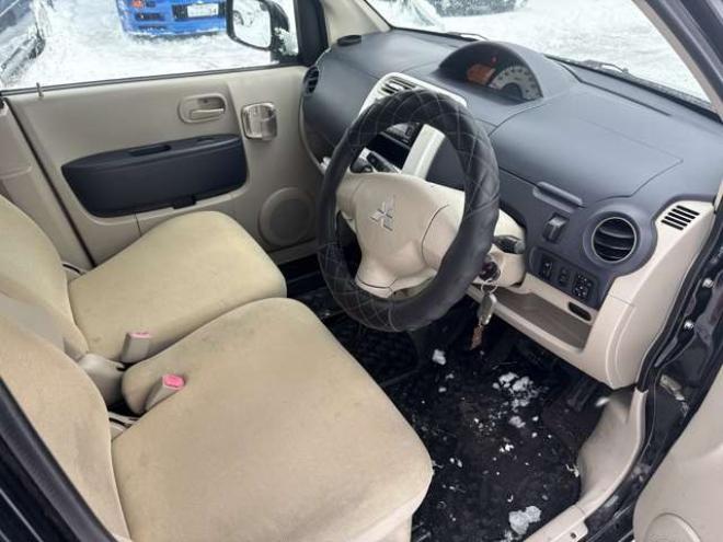 eKワゴンM 4WD　検8年8月・市内コ・ミ・コ・ミ 660