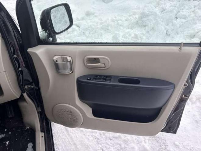 eKワゴンM 4WD　検8年8月・市内コ・ミ・コ・ミ 660