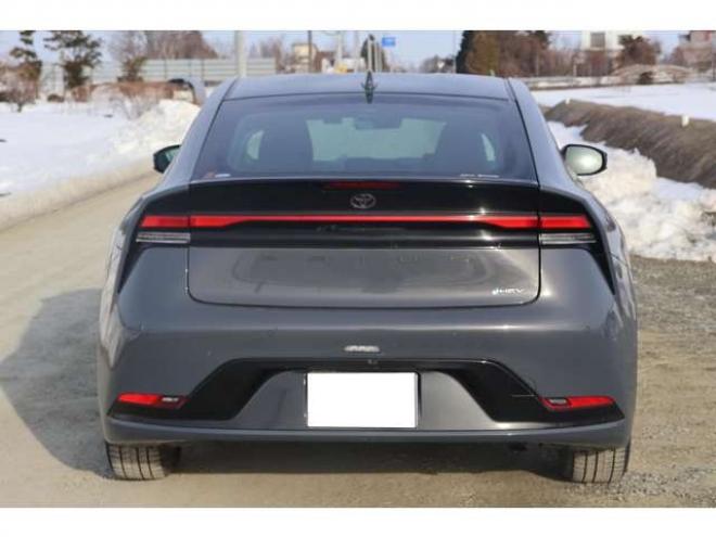 プリウス2.0 G E-Four 4WD　検R9/7　クルコン　バックカメラ　ブラインドスポットモニター　シートヒーター　Pソナーセンサー 2000