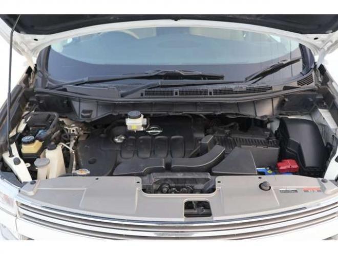 エルグランド2.5 250ハイウェイスター 4WD　検2年　スタッドレス　バックモニター　自社　ローンカノウ 2500