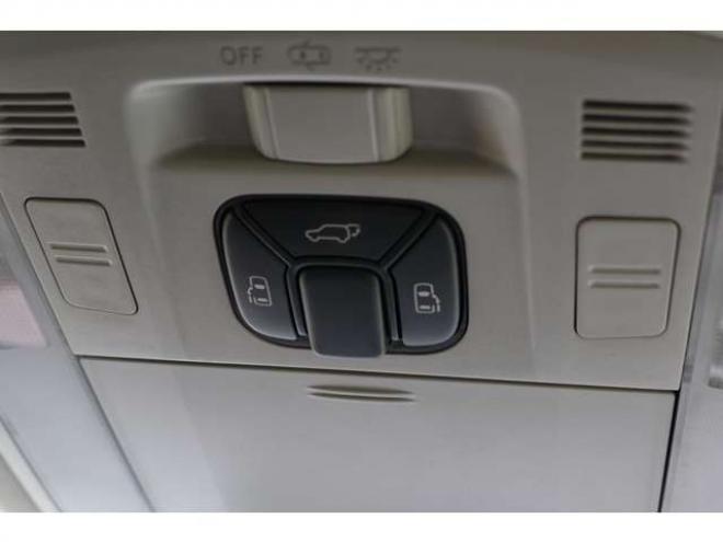 ヴェルファイア2.4 Z プラチナセレクションII 4WD　検2年　両側電スラ　バックカメラ　自社　ローンカノウ 2400