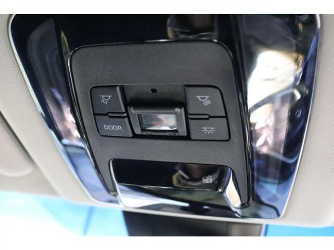 ハリアー2.0 S 4WD　検R9/7　本州仕入　バックカメラ　トヨタセーフティセンス 2000