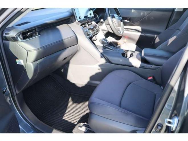 ハリアー2.0 S 4WD　検R9/7　本州仕入　バックカメラ　トヨタセーフティセンス 2000