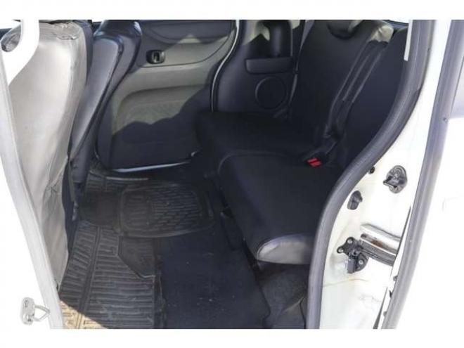 N-BOXカスタムG Lパッケージ 4WD　検R9/5　両側電動スライドドア　　自社　ローンカノウ 660