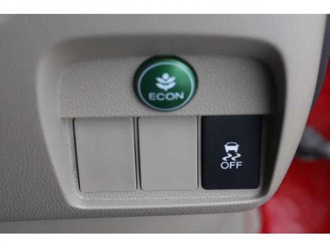 N-ONEG Lパッケージ 4WD　検2年　純正ナビ　TV　バックカメラ　スマートキー　自社　ローンカノウ 660