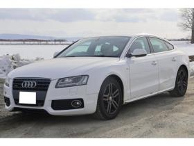 アウディ　A5スポーツバック 2.0 TFSI クワトロ 4WD　検R9/1　バックカメラ　自社　ローンカノウ 正規輸入車 2000