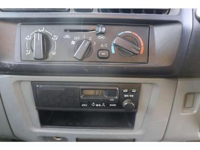 ミニキャブトラック Vタイプ 4WD　検二年　MT　スタッドレス 660