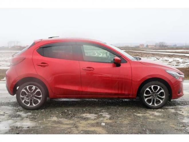 デミオ1.5 XD ツーリング ディーゼルターボ 4WD　検二年　バックカメラ　クルーズコントロール　自社　ローンカノウ 1500