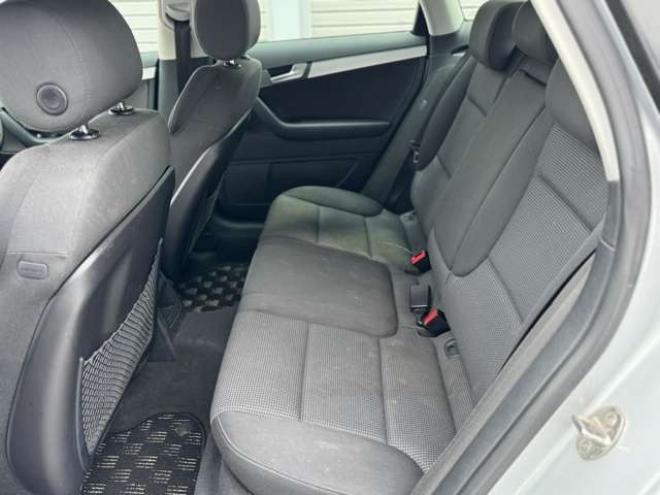 アウディA3スポーツバック 2.0 TFSI クワトロ 4WD　ナビ　TV　Bカメラ　Bluetooth 正規輸入車 2000