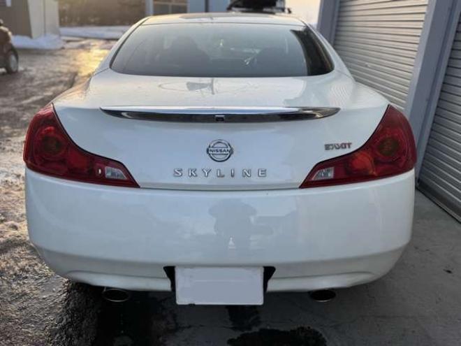 スカイラインクーペ3.7 370GT タイプS　夏冬タイヤ 2WD 3700