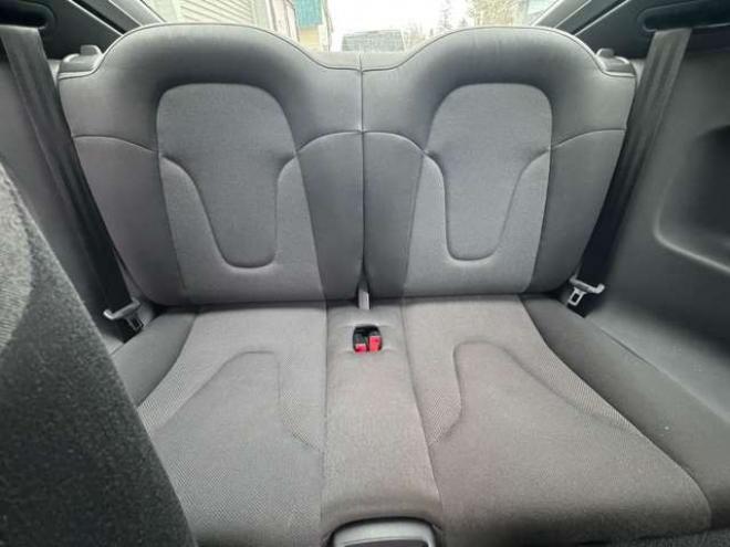 アウディTT クーペ 2.0 TFSI クワトロ 4WD　ナビ　TV　Bカメラ　Bluetooth　夏冬タイヤ 正規輸入車 2000