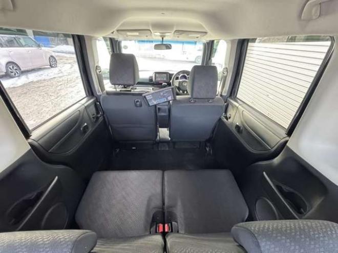 N-BOXカスタムG 4WD　スマートキー　ナビ　TV　リアモニター 660