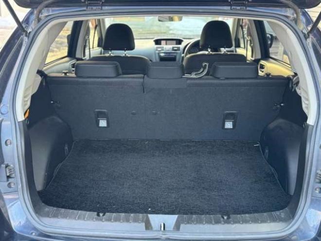 インプレッサスポーツ 1.6 i-L 4WD　HID 1600