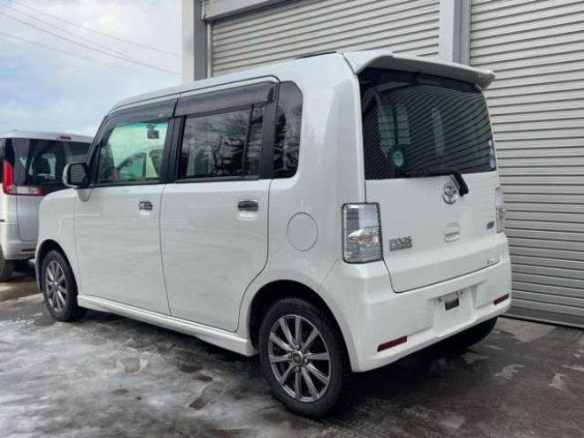 ピクシススペースカスタム X 4WD　夏冬タイヤ　ナビ　TV　HID　Bluetooth 660