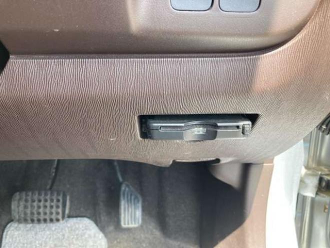 パッソ1.0 X Lパッケージ 4WD　福祉車輛 ETC ウェルキャブ車(助手席リフトアップシート車・電動式) キーレスエントリー 電動格納ミラー CVT 衝突安全ボヂィー ABS ESC CD MD 1000