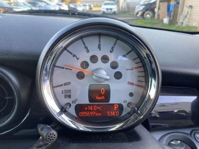 ミニクラブマン クーパー　サクラ・エディション日本 ETC ナビ 革シート キーレスエントリー パワーシート 正規輸入車 2WD 1600