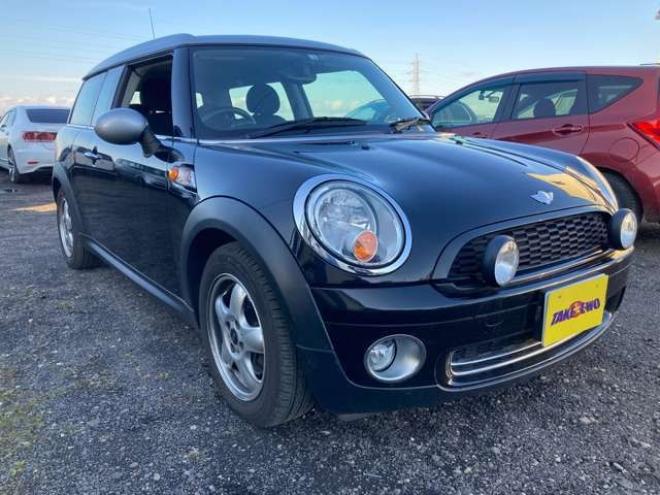 ミニクラブマン クーパー　サクラ・エディション日本 ETC ナビ 革シート キーレスエントリー パワーシート 正規輸入車 2WD 1600