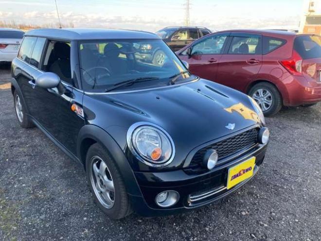 ミニクラブマン クーパー　サクラ・エディション日本 ETC ナビ 革シート キーレスエントリー パワーシート 正規輸入車 2WD 1600