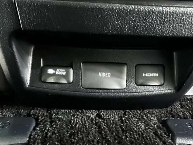 ヴェルファイアハイブリッド 2.5 ZR Gエディション E-Four 4WD　モデリスタエアロ・マフラー・ブリッツ車高調・WORK20インチAW・サンルーフ・JBL・純正エンジンスターター・純正ナビ・純正リアモニター・デジタルインナーミラー・スタッドレスセット・ドラレコ・本州仕入車両 2500