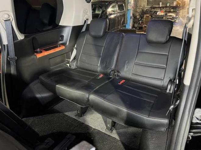 セレナ2.0 ライダー ブラックライン 4WD　新規車検整備付・Bluetooth対応社外ナビ・バックモニター・両側パワースライドドア・純正エンジンスターター・スマートキー・LEDテール 2000