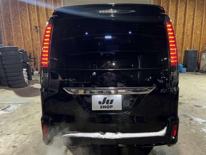 セレナ2.0 ライダー ブラックライン 4WD　新規車検整備付・Bluetooth対応社外ナビ・バックモニター・両側パワースライドドア・純正エンジンスターター・スマートキー・LEDテール 2000