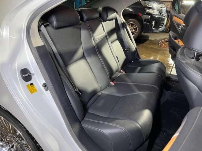 レクサスLSハイブリッド 600h バージョンC Iパッケージ 4WD　WALD&モデリスタエアロ・左右出しマフラー・20インチAW・エアサスコントローラー・ブラックレザー・パワートランク・純正HDDナビ・バックモニター・純正エンジンスターター・カードキー 5000