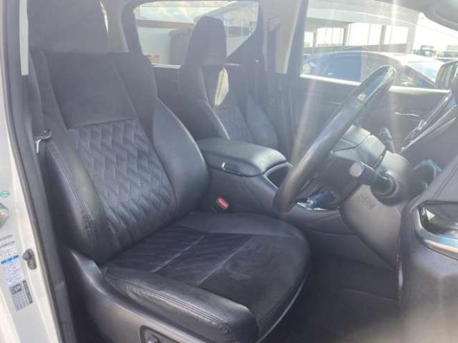 アルファードハイブリッド 2.5 SR E-Four 4WD　 2500