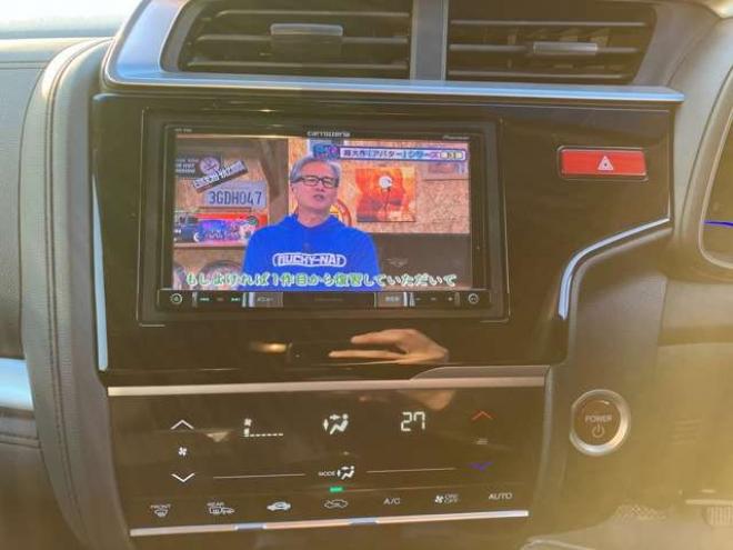 フィット1.5 ハイブリッド Lパッケージ 4WD　 1500