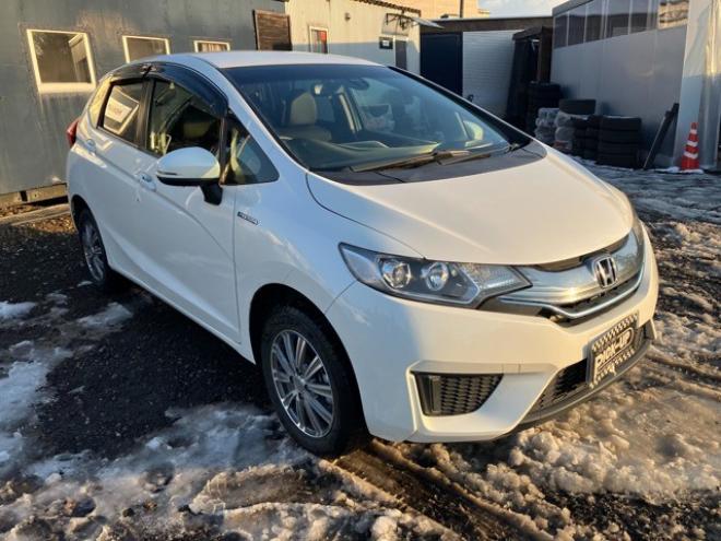 フィット1.5 ハイブリッド Lパッケージ 4WD　 1500