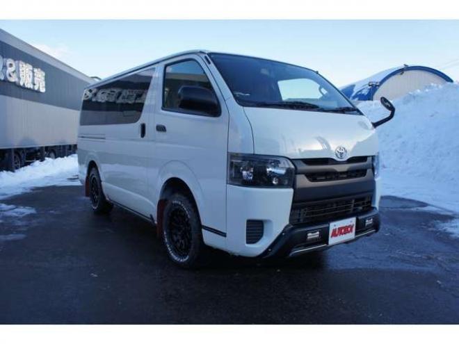 ハイエースバン2.8 DX ロング GLパッケージ ディーゼルターボ 4WD　Bカメラ　TRDフロントスポイラー　マッドフラップ　エセックス16インチアルミ　オープンカントリーRT　LEDヘッドライト　Wエアバッグ　AC100V　8人乗り構造変更済　寒冷地仕様　リアヒーター&エアコン 2800