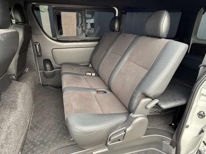 ハイエースバン2.8 スーパーGL ダークプライムII ロングボディ ディーゼルターボ 4WD　寒冷地仕様 ワンオーナー パノラミックビューモニター デジタルインナーミラー 415COBRA CL-3フロントリップ CL-2サイドステップ　CL-ステップリアバンパー　ステージ2　バッドラッカー18インチアルミ　トーヨーH30 2800