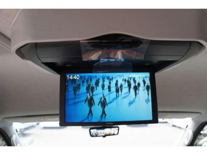 ハイエースバンスーパーロングHR　8人乗りキャンピング4WD　走行充電&外部充電&サブバッテリー　　　&FFヒーター&冷蔵庫&シンク&給排水　アルパインBIG-X&フリップダウン　415COBRAフロントリップ&バッドラッカー17AW　デジタルインナー　全方位カメラ 2700