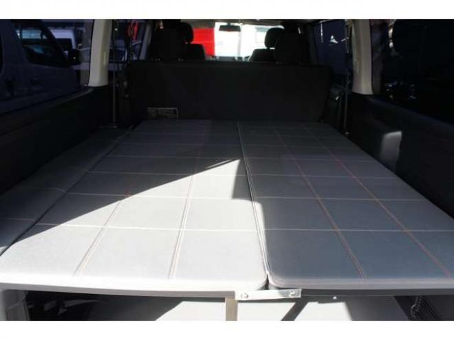 ハイエースバン2.8ダークプライム マルチロールトランスポータータイプIIロング ディーゼルターボ4WD　モデリスタフルエアロ・415COBRAバッドラッカー18インチAW・純正SDナビTV・Bカメラ・両側パワスラ・LEDライト・スマキー・AC100V・ベッドキット・エンスタ 2800