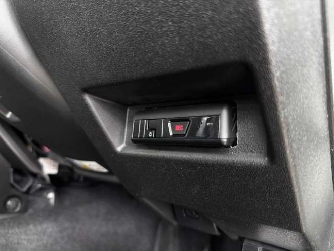 ジムニーXC 4WD　スマートキー・スズキセーフティ・シートヒーター・Pioneer7インチフルセグナビ・carrozzeriaサブウーハー・スズキ純正アルミホイール・TOYOオープンカントリーR/T-185/85R16 660