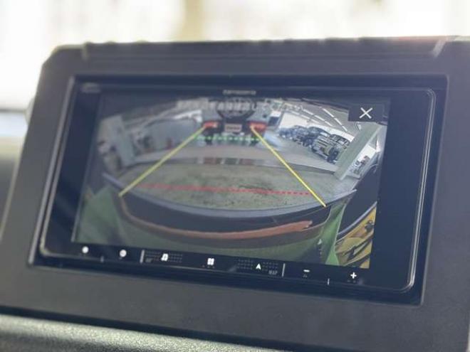 ジムニーXC 4WD　スマートキー・スズキセーフティ・シートヒーター・Pioneer7インチフルセグナビ・carrozzeriaサブウーハー・スズキ純正アルミホイール・TOYOオープンカントリーR/T-185/85R16 660