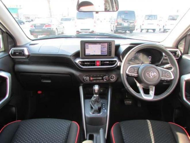 ライズ1.0 Z 4WD　プリクラッシュセーフティー/アイドリングストップ/純正エンジンスターター/純正ナビ/フルセグTV/アラウンドビュー/シートヒーター/ETC 1000