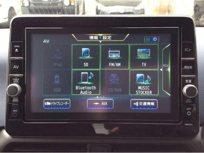 デイズハイウェイスターX 4WD　プッシュスタート　スマートキー　日産純正ナビ　フルセグTV　CD　Bluetooth　全方向カメラ　バックカメラ　本革巻きステアリング　ステアリングスイッチ　クルーズコントロール　シートヒーター　ETC 660