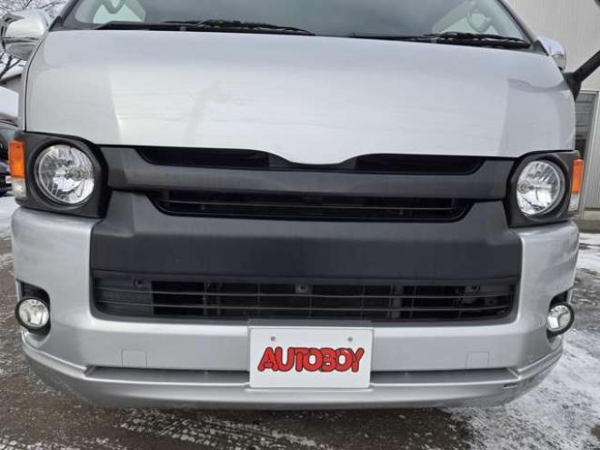 ハイエース2.7 GL ロング ミドルルーフ 4WD　寒冷地仕様　10人乗り　リアヒーター&クーラー　プッシュスタート　スマートキー　横滑り防止　オートライト　バックカメラ　純正ナビ　ワンセグTV　Bluetooth　CD/DVD　FM/AM　電動格納ミラー　ETC 2700