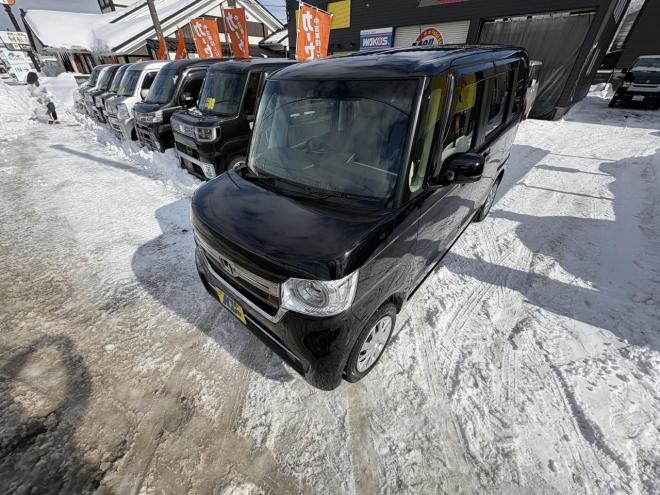 N-BOXN-BOX 4WD L寒冷地仕様　管理車両　ワンオーナー　右パワースライドドアOP LED ＶＳＣ　ブレーキアシスト　８インチナビブルートゥース　純正エンジンスタート　シートヒーター　バイザー　ドラレコ付 4WD 660 5Dr