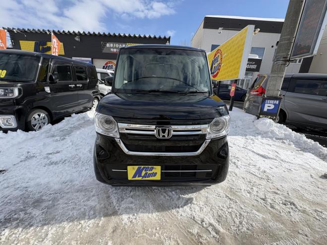 N-BOXN-BOX 4WD L寒冷地仕様　管理車両　ワンオーナー　右パワースライドドアOP LED ＶＳＣ　ブレーキアシスト　８インチナビブルートゥース　純正エンジンスタート　シートヒーター　バイザー　ドラレコ付 4WD 660 5Dr