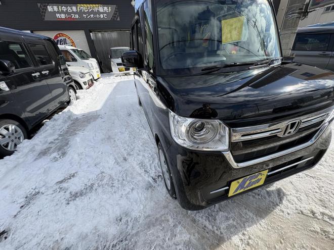 N-BOXN-BOX 4WD L寒冷地仕様　管理車両　ワンオーナー　右パワースライドドアOP LED ＶＳＣ　ブレーキアシスト　８インチナビブルートゥース　純正エンジンスタート　シートヒーター　バイザー　ドラレコ付 4WD 660 5Dr