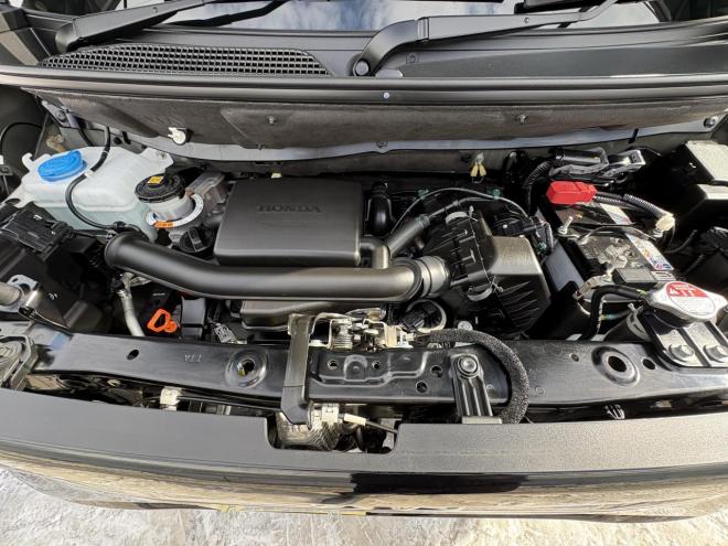 N-BOXN-BOX 4WD L寒冷地仕様　管理車両　ワンオーナー　右パワースライドドアOP LED ＶＳＣ　ブレーキアシスト　８インチナビブルートゥース　純正エンジンスタート　シートヒーター　バイザー　ドラレコ付 4WD 660 5Dr