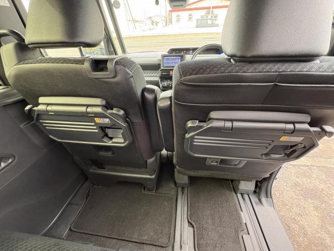 タントTANTO CUSTOM 4WD　X (禁煙車）ワンオーナー　寒冷地仕様　ワンタッチ両パワースライドドア　エンジンスタータ　ブルートースフルセブナビ　バックカメラ　ドラレコ　ハーフレザーシート　ETC　LED シートヒーター　夏タイヤ付　エンジンオイル交換 4WD 660 5Dr