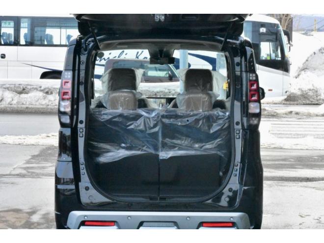 デリカミニ超新型　４WD　Tプレミアムデリマルパッケージ　未使用車　TAROUSセレクション　12.3インチナビ　インターネット10年間使い放題　寒冷地プラスパッケージ