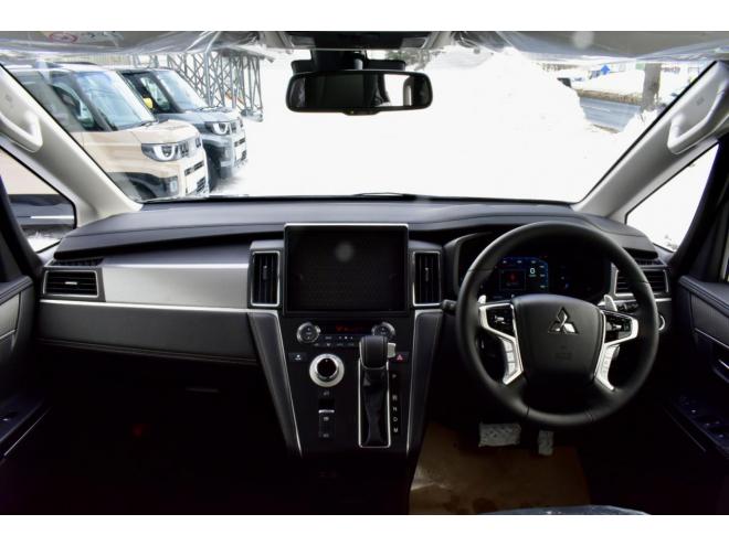 デリカD:5　26型　4WD　P　TAROUSセレクション　未使用車　S-AWC　8インチ液晶メーター　全方位カメラ　