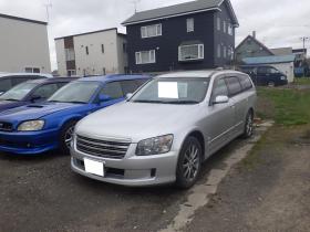 ステージア　アクシスS 4WD 2500 5Dr